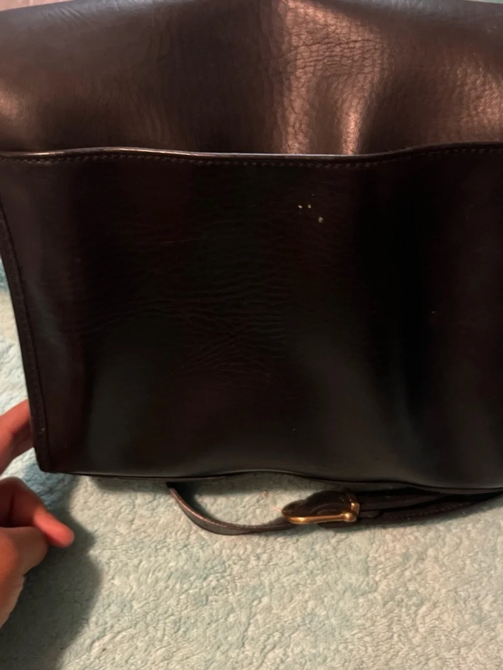Perry Ellis Black Leather Messenger Bag with Brass Logo Plate